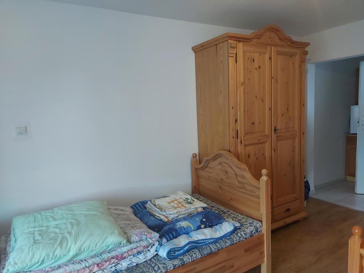 Pokoje Goscinne Tomasz Międzywodzie Extérieur photo