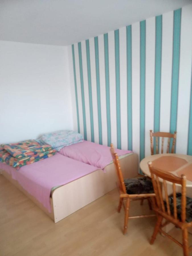 Pokoje Goscinne Tomasz Międzywodzie Extérieur photo