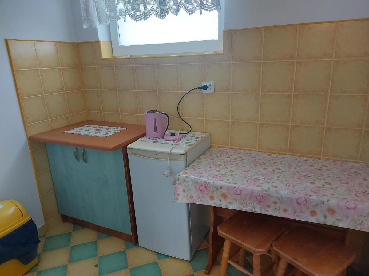 Pokoje Goscinne Tomasz Międzywodzie Extérieur photo